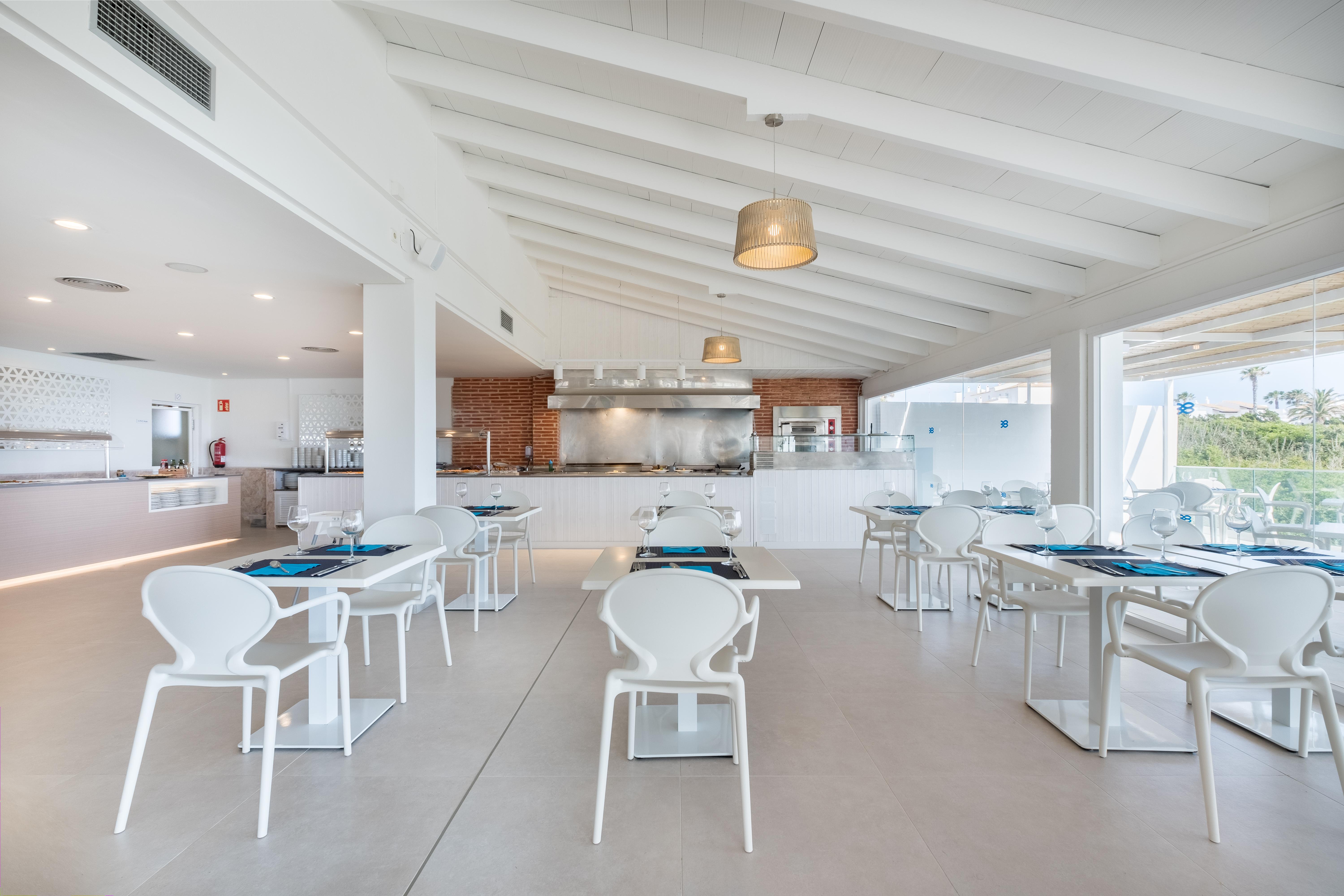 Fergus Style Carema Beach กาลาเอนบอสช์ ภายนอก รูปภาพ